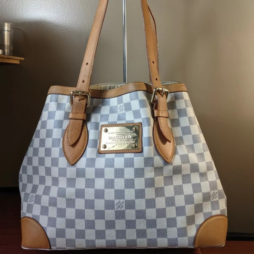 Auth Louis Vuitton Azur Hampstead MM adjustable straps